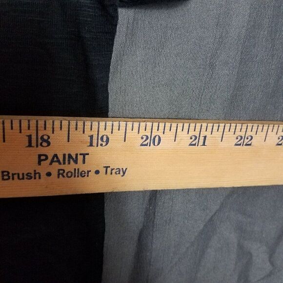 Color Story Large Black High Low Short Sleeve Pocket Tee T Shirt Stretch NWOT - Picture 7 of 10